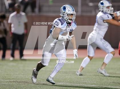 Thumbnail 3 in Crescenta Valley vs Burroughs photogallery.