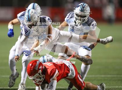 Thumbnail 2 in Crescenta Valley vs Burroughs photogallery.