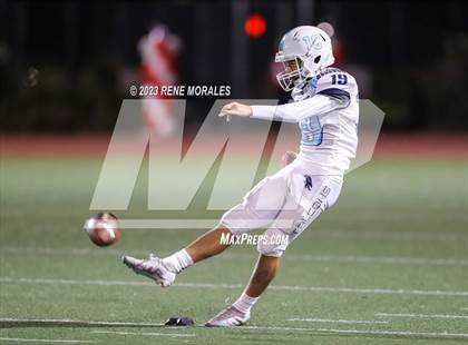 Thumbnail 1 in Crescenta Valley vs Burroughs photogallery.