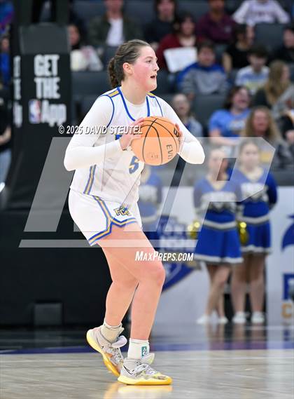 Thumbnail 2 in Sacramento Adventist vs. Faith Christian (CIF SJS D6 Final) photogallery.