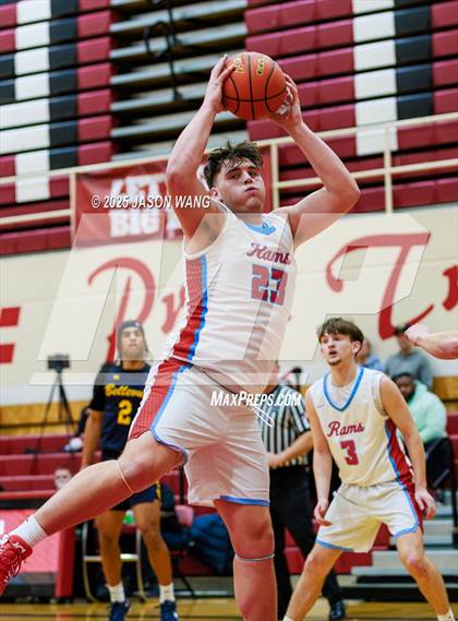 Thumbnail 2 in West Valley vs. Bellevue photogallery.