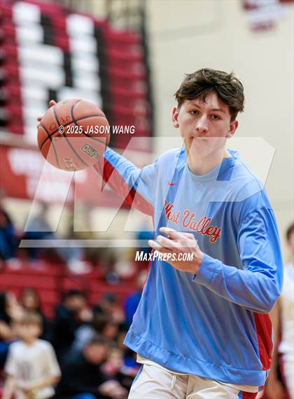 Thumbnail 1 in West Valley vs. Bellevue photogallery.
