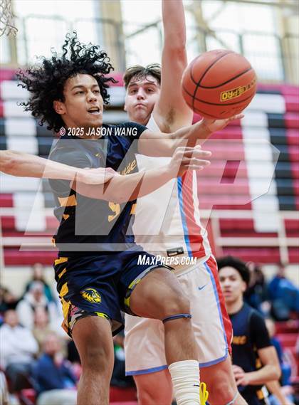 Thumbnail 1 in West Valley vs. Bellevue photogallery.
