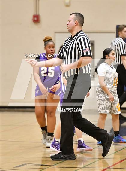 Thumbnail 1 in Carter vs Valencia (San Gabriel Winter Classics Tournament) photogallery.