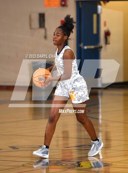 Thumbnail 2 in Carter vs Valencia (San Gabriel Winter Classics Tournament) photogallery.