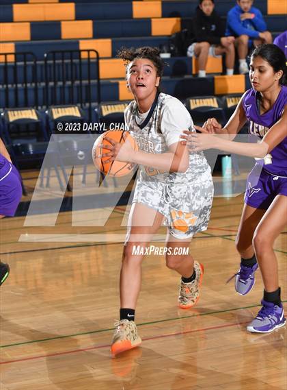 Thumbnail 1 in Carter vs Valencia (San Gabriel Winter Classics Tournament) photogallery.