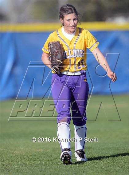 Thumbnail 1 in St. Charles Catholic vs Lutcher (SCC Jamboree) photogallery.