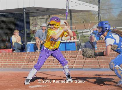 Thumbnail 1 in St. Charles Catholic vs Lutcher (SCC Jamboree) photogallery.