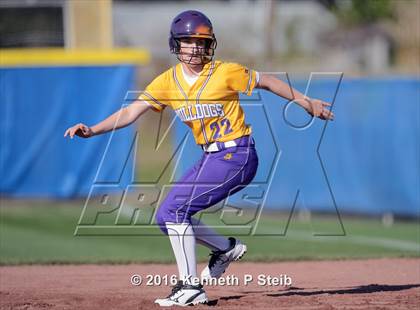 Thumbnail 2 in St. Charles Catholic vs Lutcher (SCC Jamboree) photogallery.