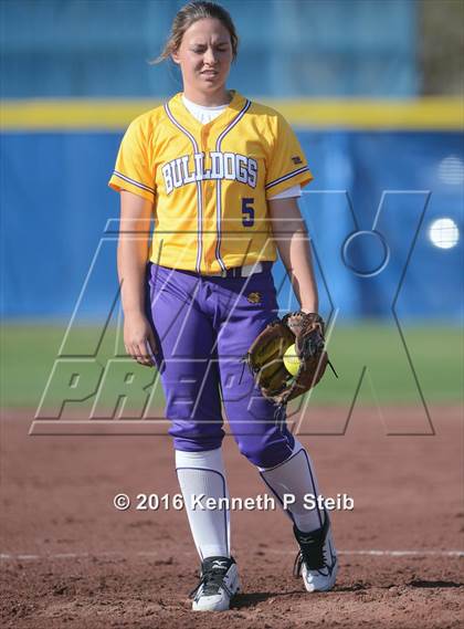 Thumbnail 1 in St. Charles Catholic vs Lutcher (SCC Jamboree) photogallery.