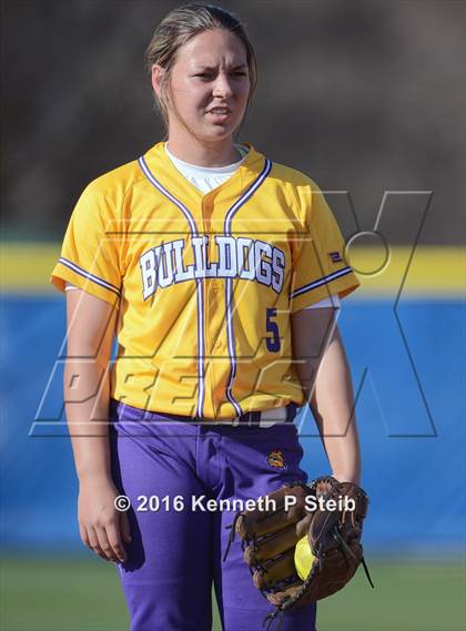 Thumbnail 1 in St. Charles Catholic vs Lutcher (SCC Jamboree) photogallery.