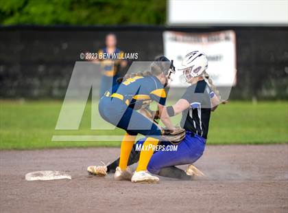 Thumbnail 1 in Sneads vs Altha (FHSAA 1A District 3 Final) photogallery.