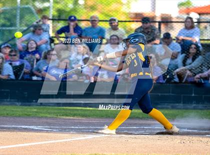 Thumbnail 2 in Sneads vs Altha (FHSAA 1A District 3 Final) photogallery.