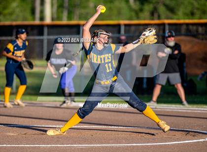 Thumbnail 3 in Sneads vs Altha (FHSAA 1A District 3 Final) photogallery.