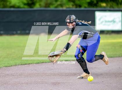 Thumbnail 1 in Sneads vs Altha (FHSAA 1A District 3 Final) photogallery.