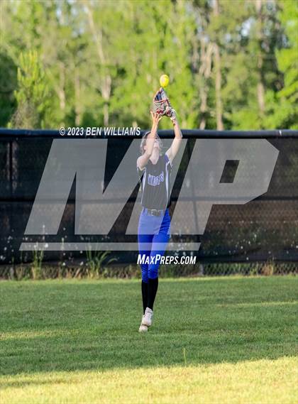 Thumbnail 2 in Sneads vs Altha (FHSAA 1A District 3 Final) photogallery.