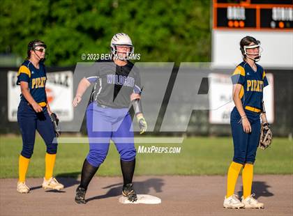 Thumbnail 1 in Sneads vs Altha (FHSAA 1A District 3 Final) photogallery.
