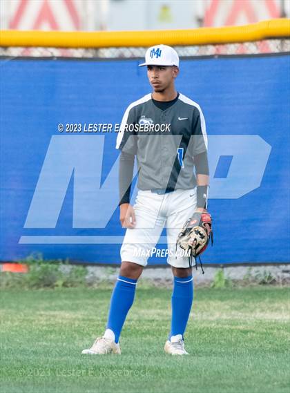 Thumbnail 3 in Natalia @ Hondo photogallery.