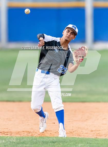 Thumbnail 1 in Natalia @ Hondo photogallery.