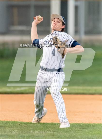 Thumbnail 2 in Natalia @ Hondo photogallery.