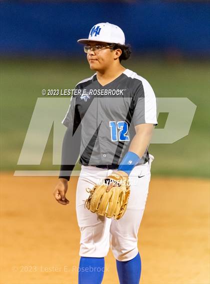 Thumbnail 3 in Natalia @ Hondo photogallery.