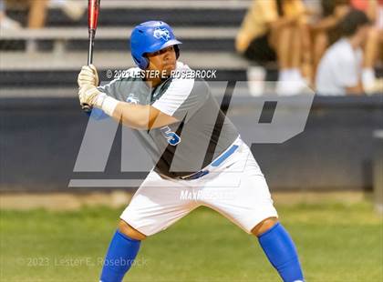 Thumbnail 2 in Natalia @ Hondo photogallery.