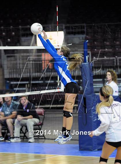 Thumbnail 1 in Red Rock vs. Northland Prep Academy (AIA D4 Playoff) photogallery.
