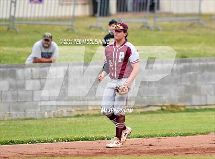 Thumbnail 1 in Mayflower vs Perryville (3A District) photogallery.