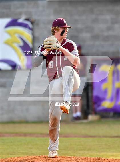 Thumbnail 1 in Mayflower vs Perryville (3A District) photogallery.