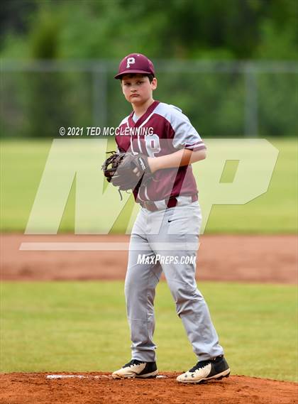 Thumbnail 3 in Mayflower vs Perryville (3A District) photogallery.