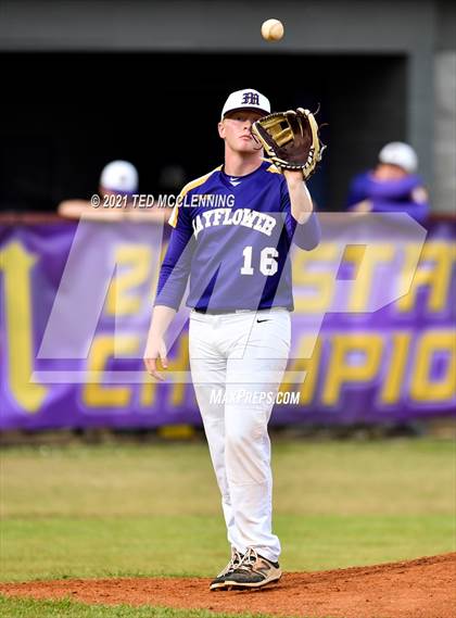 Thumbnail 2 in Mayflower vs Perryville (3A District) photogallery.