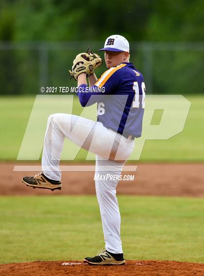 Thumbnail 1 in Mayflower vs Perryville (3A District) photogallery.