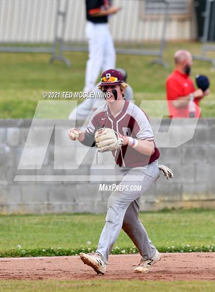 Thumbnail 2 in Mayflower vs Perryville (3A District) photogallery.