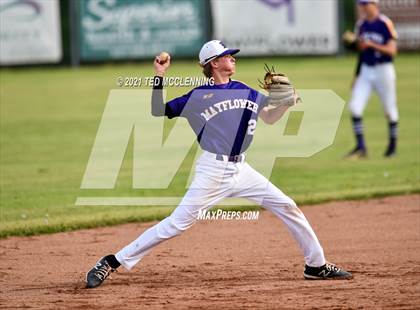 Thumbnail 1 in Mayflower vs Perryville (3A District) photogallery.