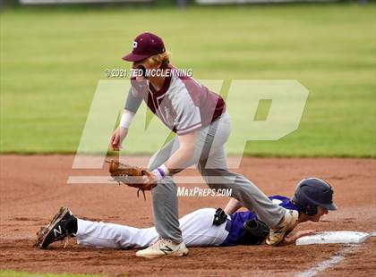 Thumbnail 3 in Mayflower vs Perryville (3A District) photogallery.