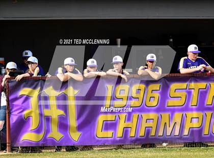 Thumbnail 2 in Mayflower vs Perryville (3A District) photogallery.