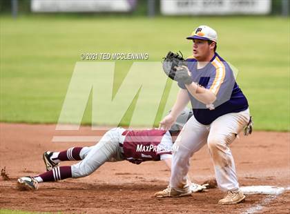 Thumbnail 3 in Mayflower vs Perryville (3A District) photogallery.