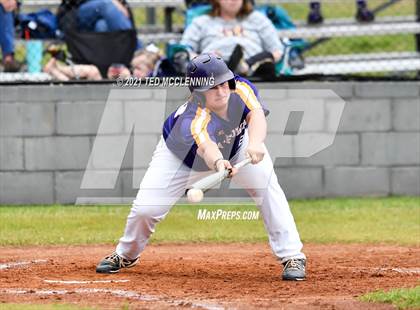 Thumbnail 2 in Mayflower vs Perryville (3A District) photogallery.