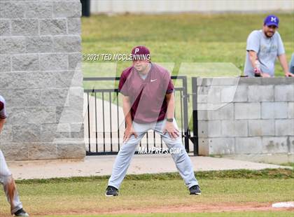 Thumbnail 1 in Mayflower vs Perryville (3A District) photogallery.
