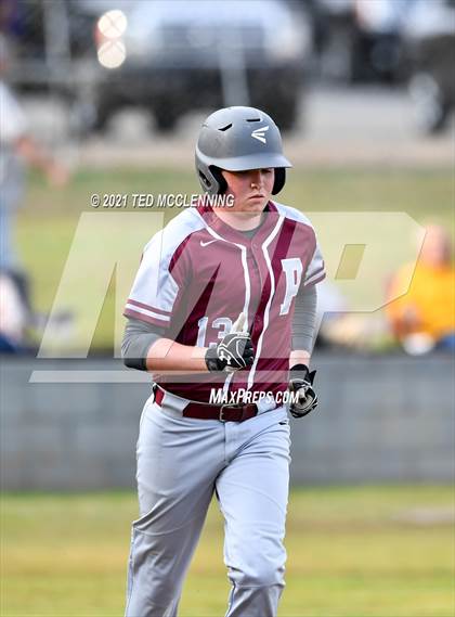 Thumbnail 2 in Mayflower vs Perryville (3A District) photogallery.