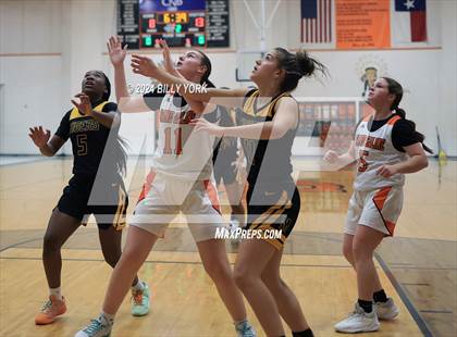 Thumbnail 2 in Grand Saline vs Malakoff photogallery.