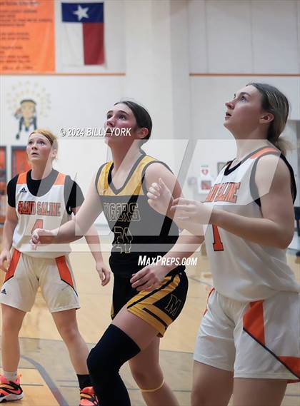 Thumbnail 1 in Grand Saline vs Malakoff photogallery.