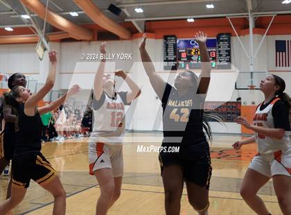 Thumbnail 2 in Grand Saline vs Malakoff photogallery.