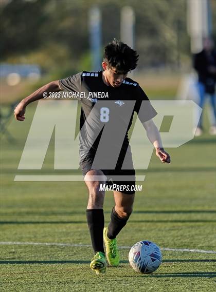 Thumbnail 3 in Capistrano Valley Christian vs Fairmont Prep photogallery.