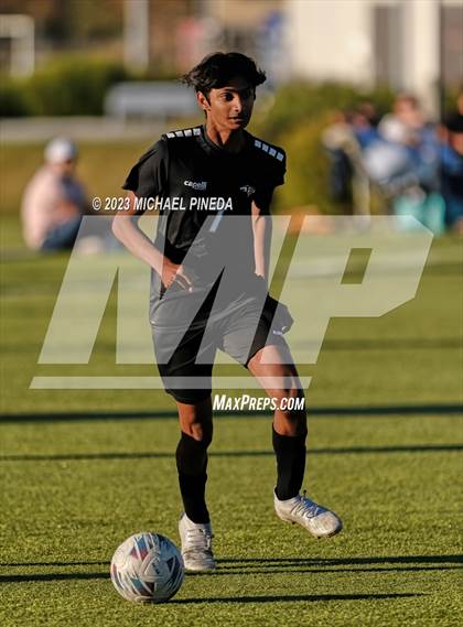 Thumbnail 1 in Capistrano Valley Christian vs Fairmont Prep photogallery.