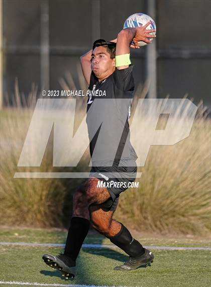 Thumbnail 2 in Capistrano Valley Christian vs Fairmont Prep photogallery.