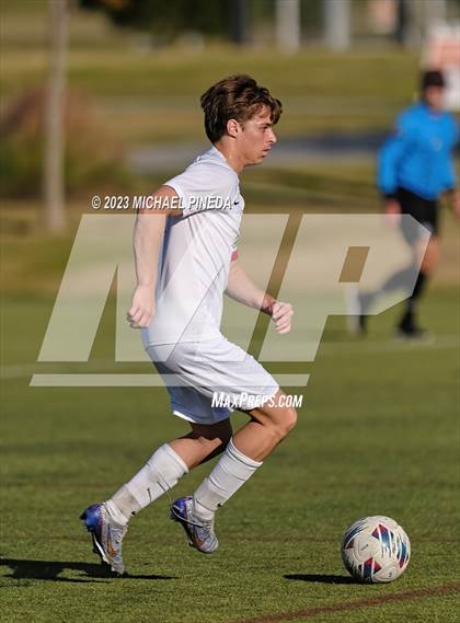 Thumbnail 2 in Capistrano Valley Christian vs Fairmont Prep photogallery.