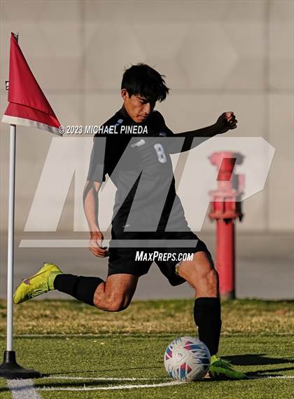 Thumbnail 1 in Capistrano Valley Christian vs Fairmont Prep photogallery.