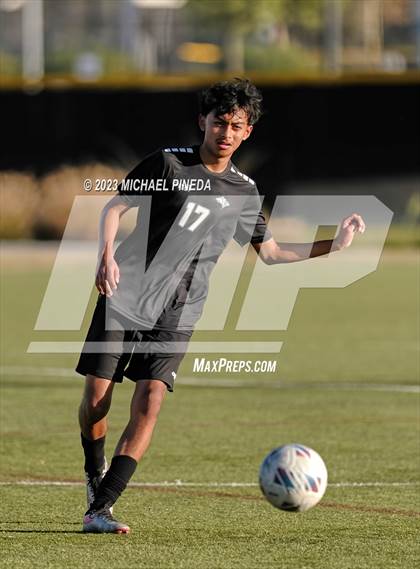 Thumbnail 3 in Capistrano Valley Christian vs Fairmont Prep photogallery.