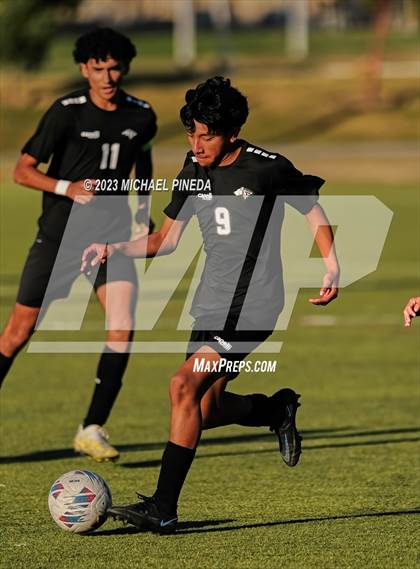 Thumbnail 3 in Capistrano Valley Christian vs Fairmont Prep photogallery.